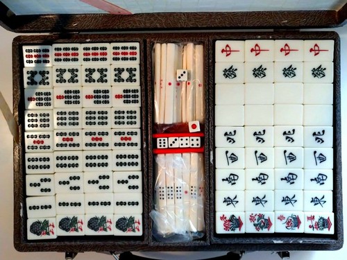 Jeu collection rétro - de,